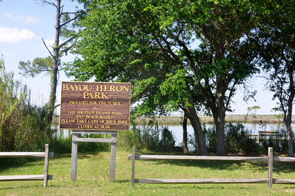 Bayou Heron Park sign